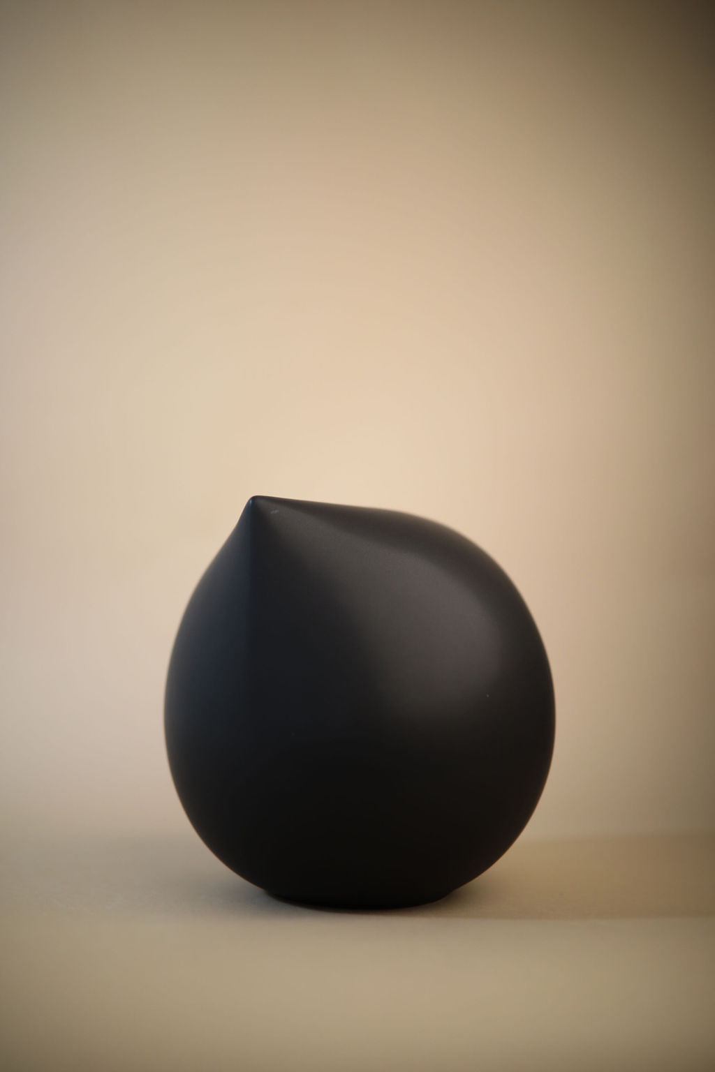 Verese Round Black Ceramic Vase - Large