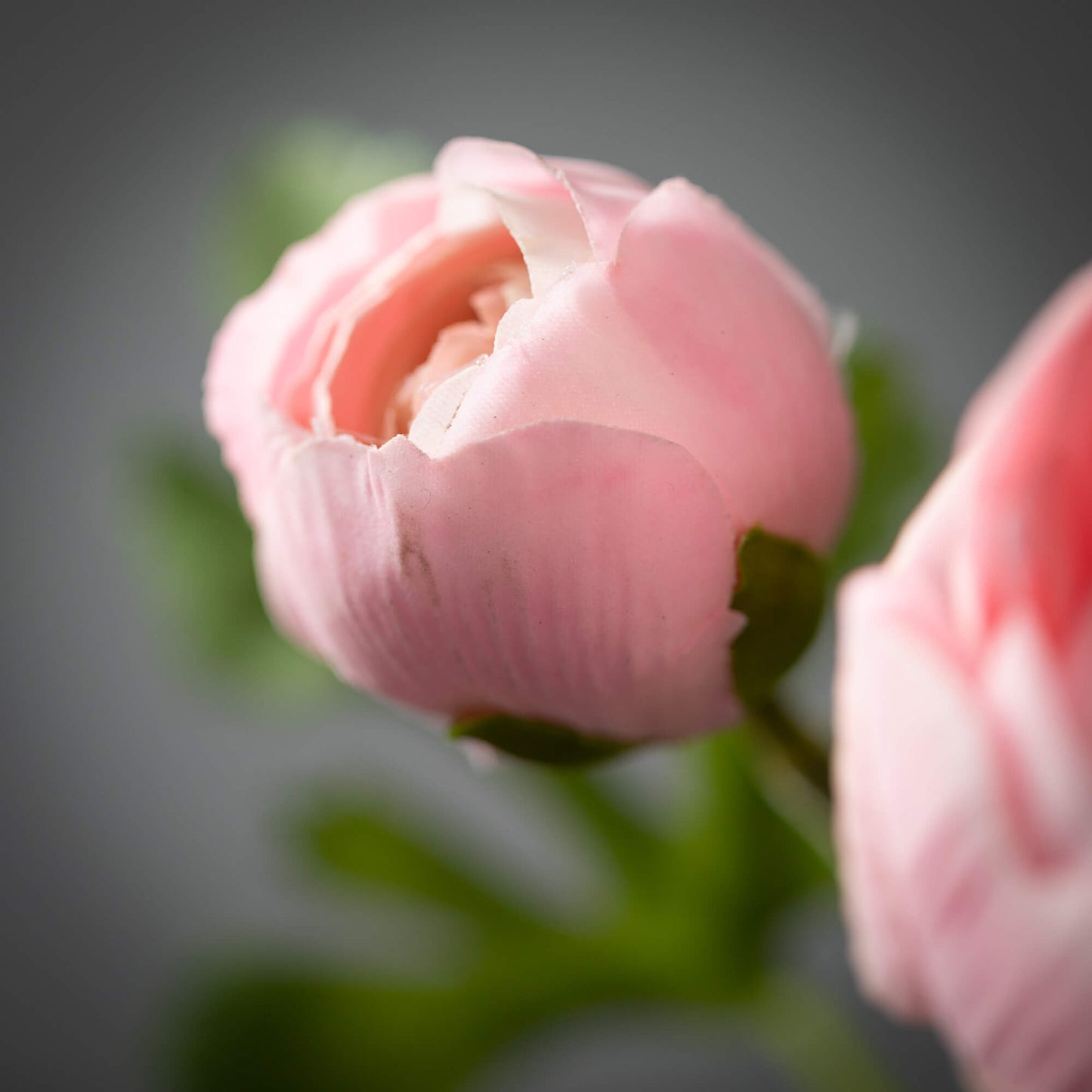 Artificial Pink Ranunculus Stem